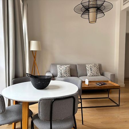 Apartamentos Core Suite Sevilla Экстерьер фото