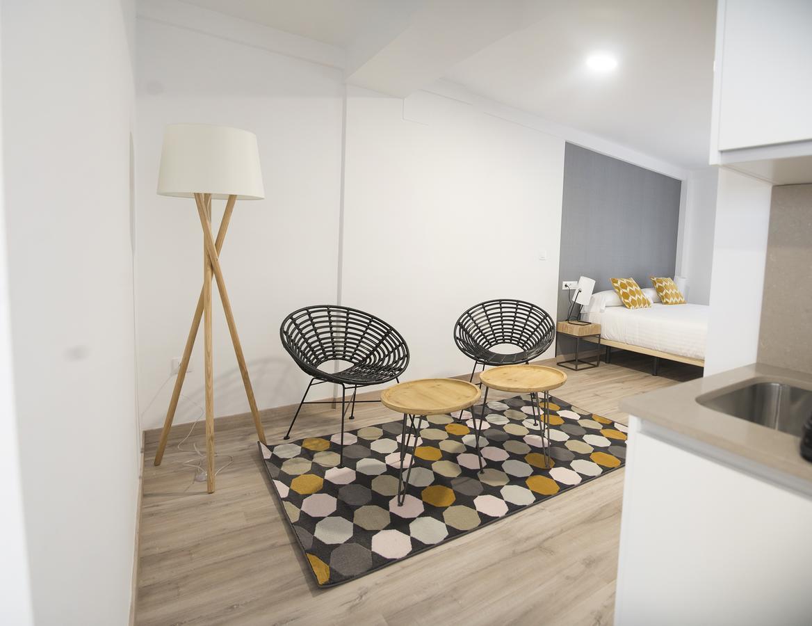Apartamentos Core Suite Sevilla Экстерьер фото